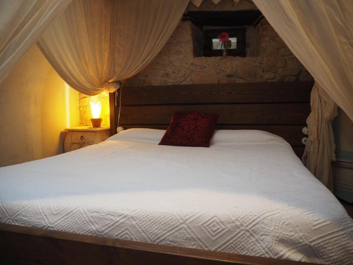 Mas Cal Sastre Guest House Sant Hilari Sacalm Exterior photo